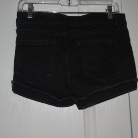 CELEBRITY PINK The Honey Distressed Cuffed Black Shorts Junior Size 5 - Picture 2 of 4